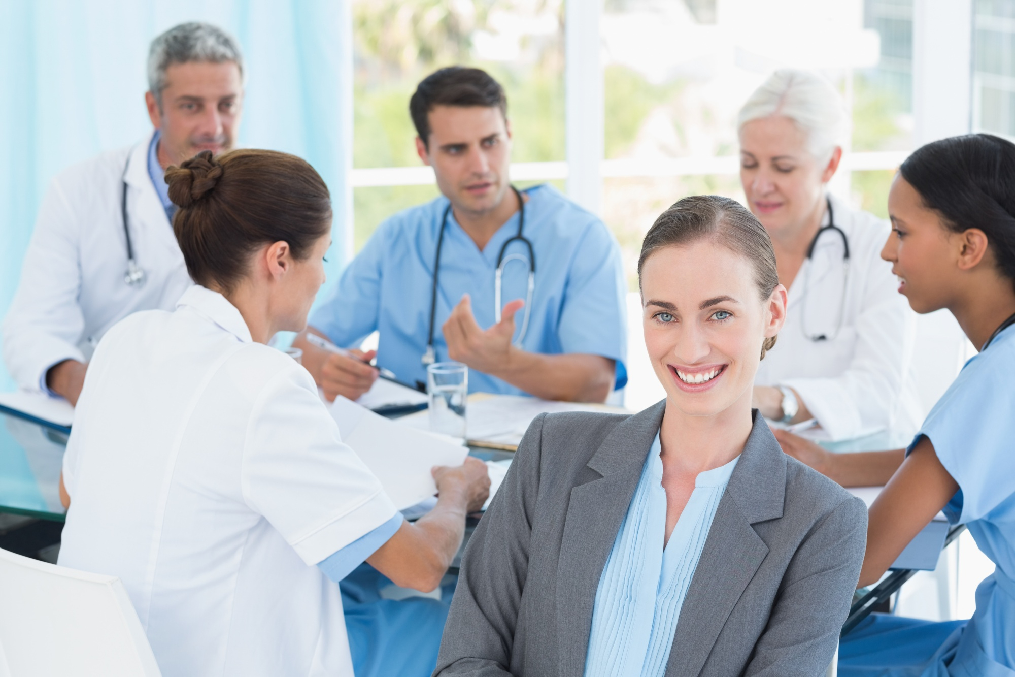 Consejo de Revisión Institucional / Comité de Ética Independiente (CRI/CEI)Responsabilidades  Un CRI/CEI debe salvaguardar los derechos, la seguridad y el bienestar de todos los sujetos de un estudio. Se debe tener especial atención a los estudios que pue